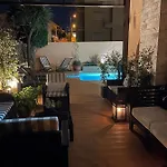 Guest house Lourenco's House Deluxe 4*
