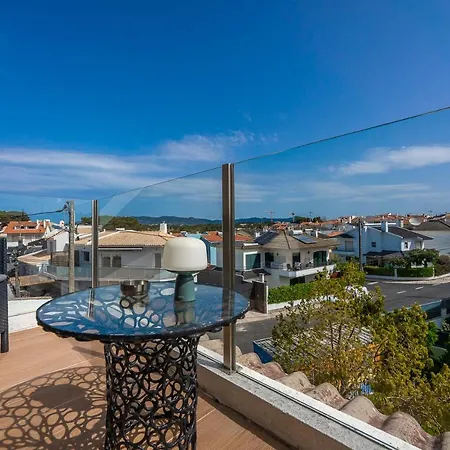 Lourenco's House Deluxe Guest house 4*