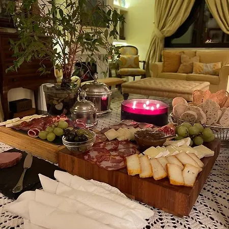 Lourenco's House Deluxe 4*