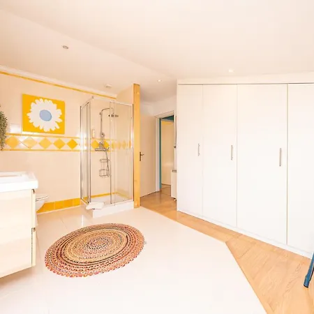 Affittacamere Lourenco's House Deluxe Cascais