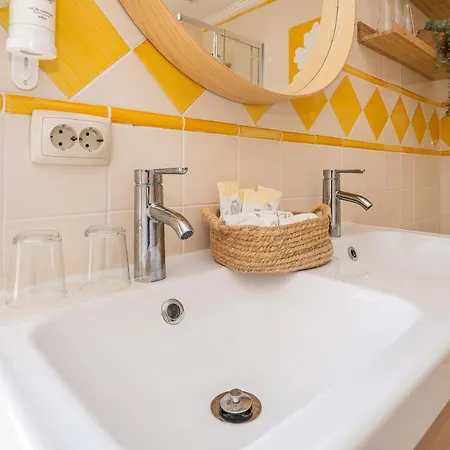 Affittacamere Lourenco's House Deluxe Cascais